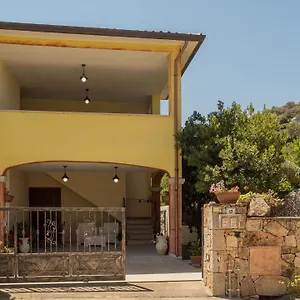 Couette-café Il Corbezzolo, Posada (Sardinia)